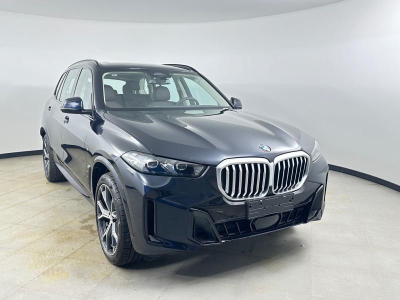 BMW X5  2023