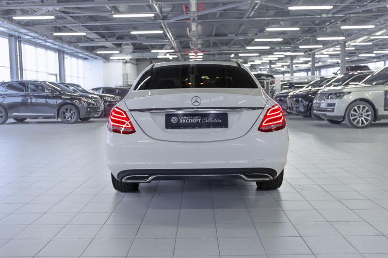 Mercedes-Benz C-Класс 180 180 1.6 AT (150 л.с.) 2016