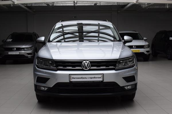 Volkswagen Tiguan 1.4 AMT (150 л.с.) 2019