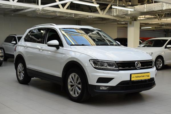 Volkswagen Tiguan 1.4 AMT (150 л.с.) 2017