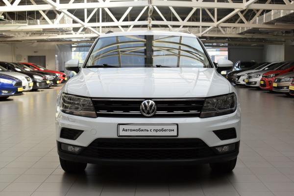 Volkswagen Tiguan 1.4 AMT (150 л.с.) 2018