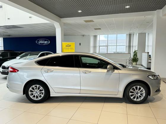 Ford Mondeo 2.5 AT (149 л.с.) 2016