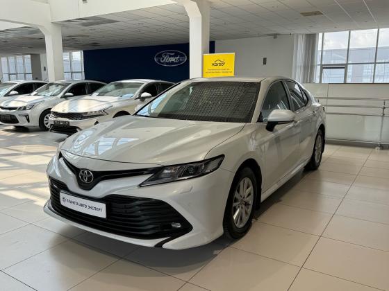 Toyota Camry 2.5 AT (181 л.с.) 2019