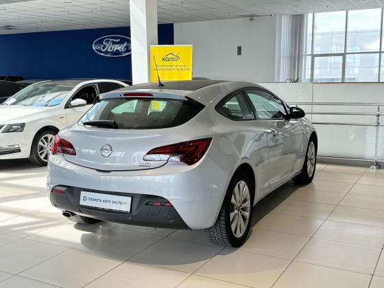 Opel Astra GTC GTC 1.4 AT (140 л.с.) 2012