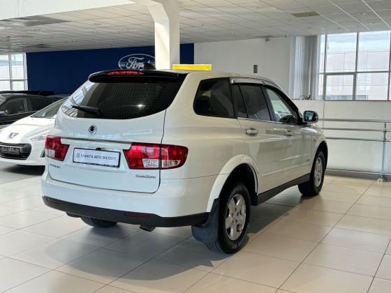 SsangYong Kyron 6-speed 2.0d AT (141 л.с.) 4WD 2013