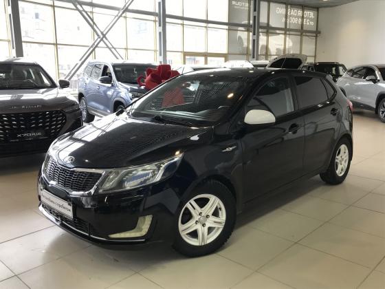 Kia Rio 1.4 MT (107 л.с.) 2013