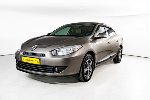 Renault Fluence 1.6 MT (106 л.с.) 2011