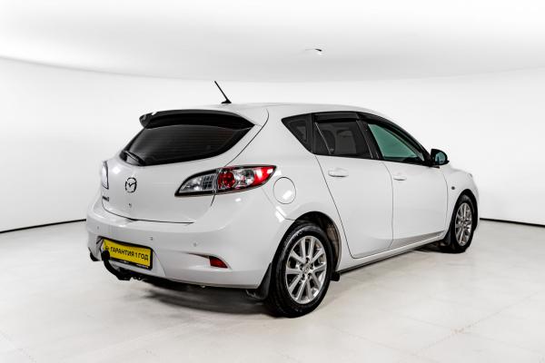 Mazda 3 1.6 MT (105 л.с.) 2012