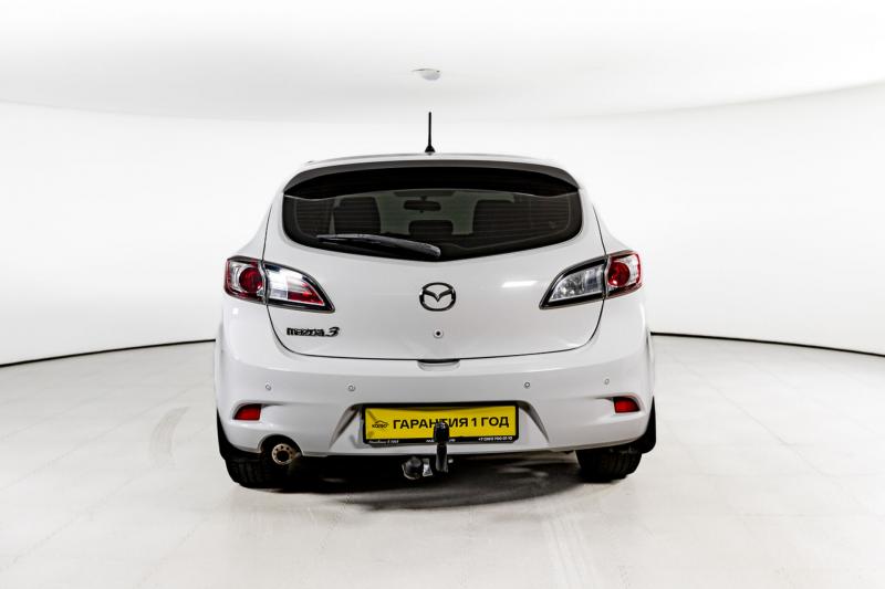 Mazda 3 1.6 MT (105 л.с.) 2012