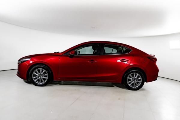 Mazda 3 1.5 AT (120 л.с.) 2018