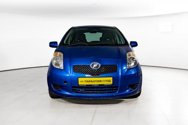 Toyota Vitz 1.0 CVT (71 л.с.) 2007