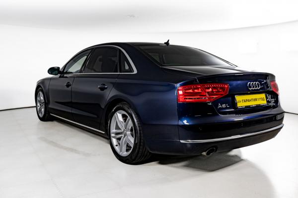 Audi A8 Long Long 4.2 AT (372 л.с.) 4WD 2011