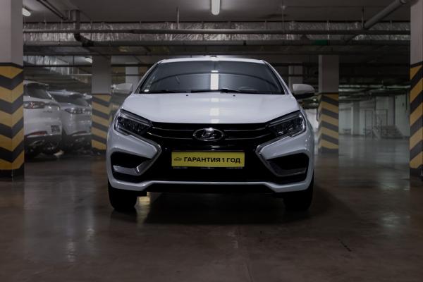 ВАЗ (Lada) Vesta 1.6 MT (106 л.с.) 2023