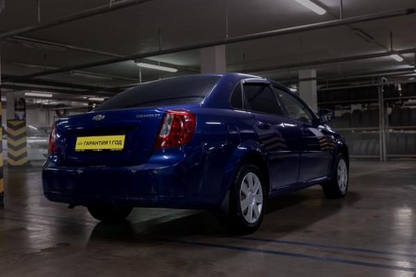 Chevrolet Lacetti 1.6 AT (109 л.с.) 2011