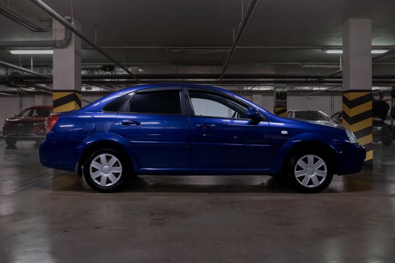 Chevrolet Lacetti 1.6 AT (109 л.с.) 2011