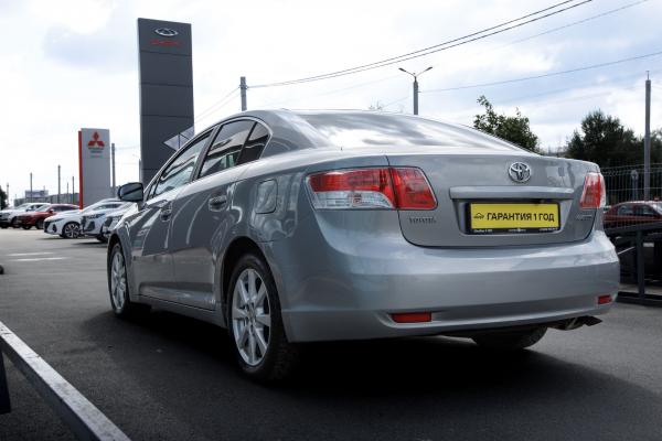 Toyota Avensis 2.0 CVT (152 л.с.) 2009