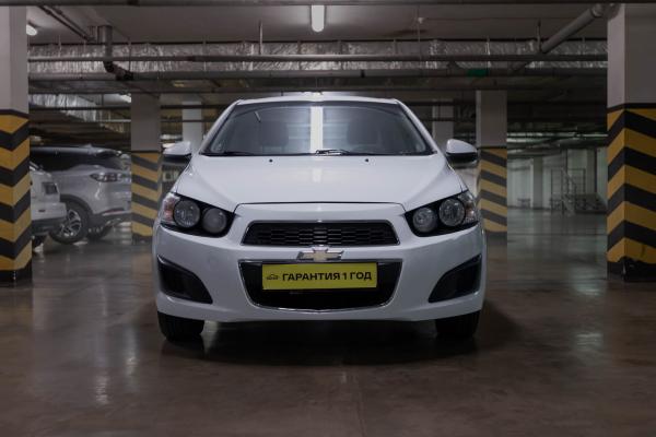 Chevrolet Aveo 1.6 AT (115 л.с.) 2013