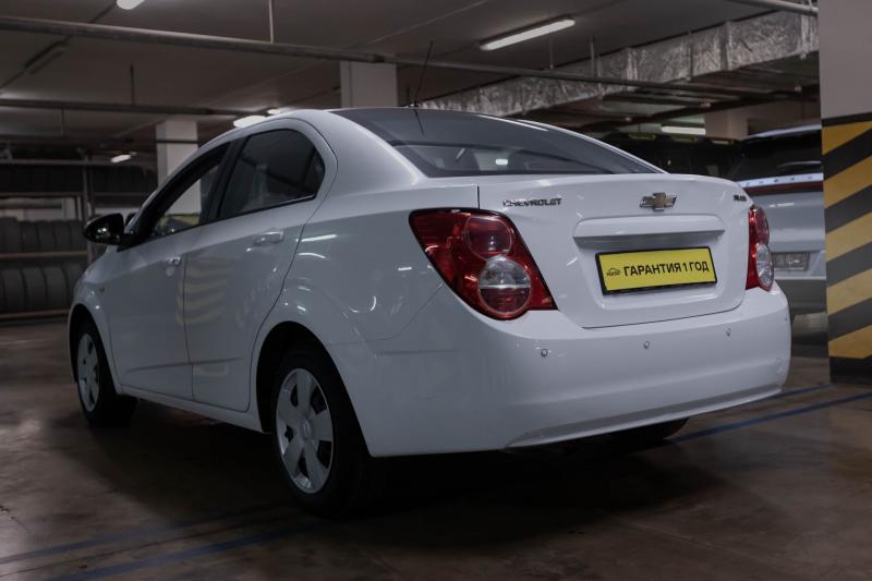 Chevrolet Aveo 1.6 AT (115 л.с.) 2013