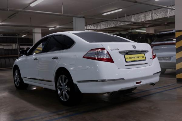 Nissan Teana 2.5 CVT (182 л.с.) 2013