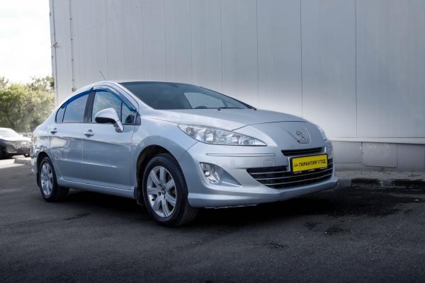 Peugeot 408 1.6 AT (120 л.с.) 2012