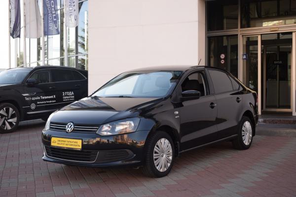 Volkswagen Polo 1.6 AT (105 л.с.) 2013