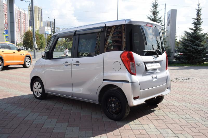 Mitsubishi eK Space 0.7 CVT (49 л.с.) 2014