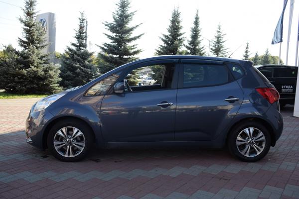 Kia Venga 1.6 AT (124 л.с.) 2015