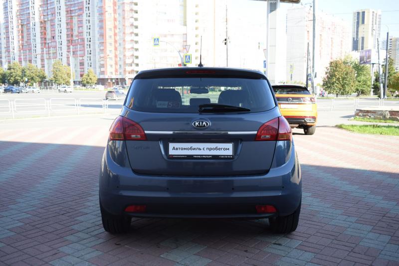 Kia Venga 1.6 AT (124 л.с.) 2015