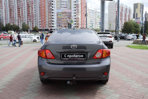 Toyota Corolla 1.6 MT (124 л.с.) 2008