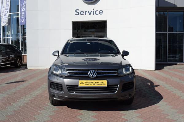 Volkswagen Touareg 3.6 AT (249 л.с.) 4WD 2013