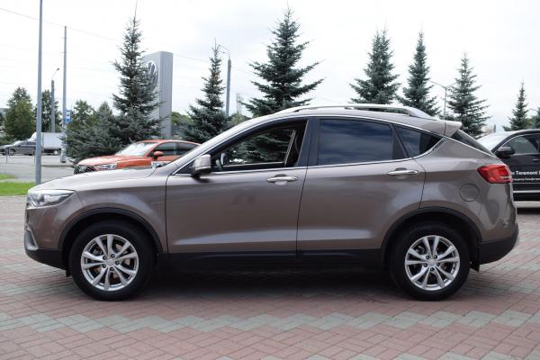 FAW Besturn X80 2.0 MT (142 л.с.) 2020