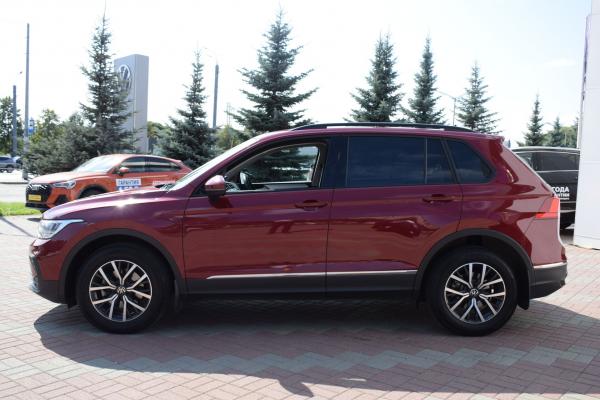 Volkswagen Tiguan 1.4 AMT (150 л.с.) 2021