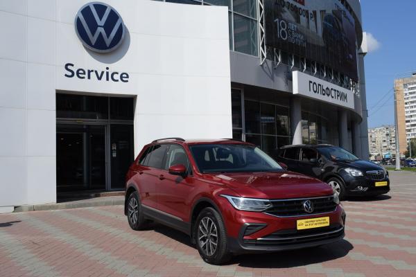 Volkswagen Tiguan 1.4 AMT (150 л.с.) 2021