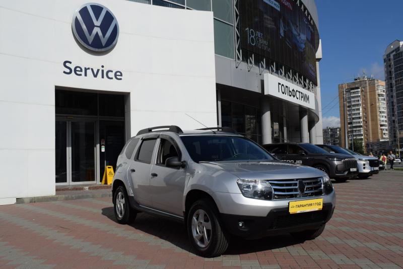 Renault Duster 2.0 AT (135 л.с.) 4WD 2014