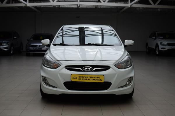 Hyundai Solaris 1.6 AT (123 л.с.) 2013