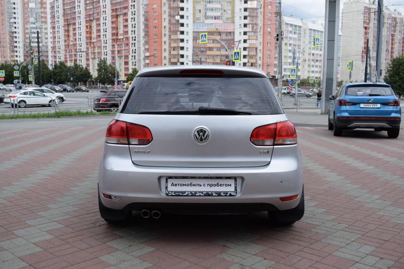 Volkswagen Golf  2011