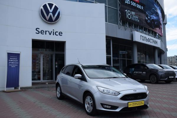 Ford Focus 1.6 AMT (105 л.с.) 2016