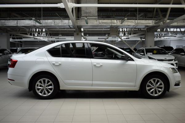 Skoda Octavia 1.8 AMT (180 л.с.) 2017