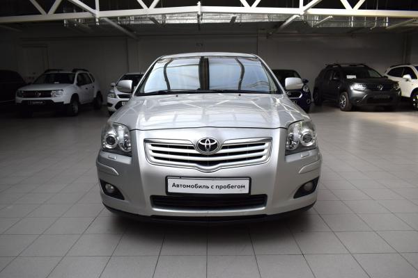 Toyota Avensis 1.8 MT (129 л.с.) 2006