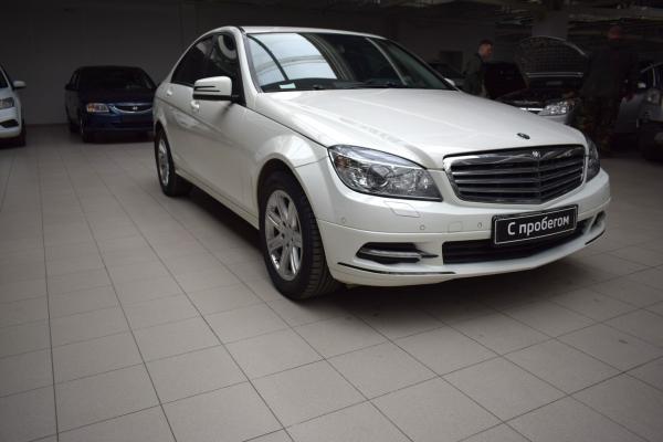 Mercedes-Benz C-Класс 180 180 BlueEFFICIENCY 1.8 AT (156 л.с.) 2011