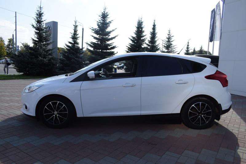 Ford Focus 1.6 AMT (125 л.с.) 2013