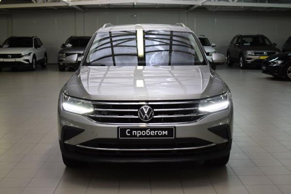 Volkswagen Tiguan 2.0 AMT (180 л.с.) 4WD 2021