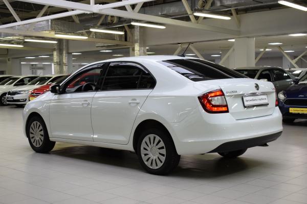 Skoda Rapid 1.6 AT (110 л.с.) 2018