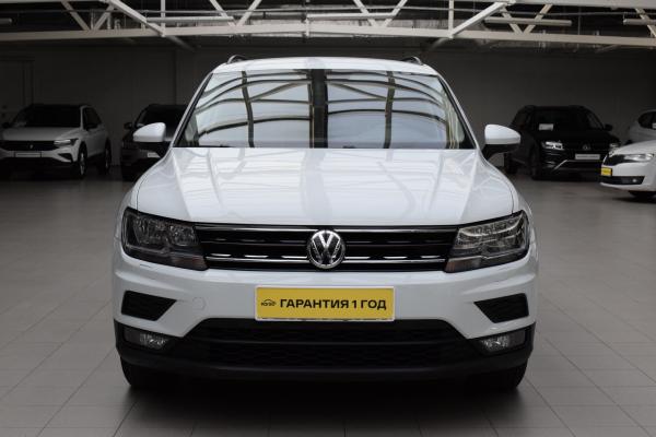 Volkswagen Tiguan 1.4 AMT (150 л.с.) 2018