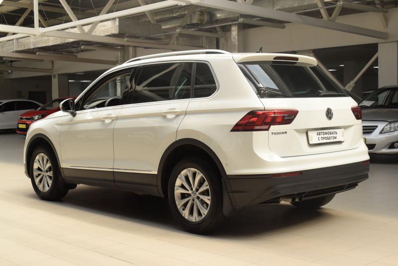 Volkswagen Tiguan 1.4 AMT (150 л.с.) 2018