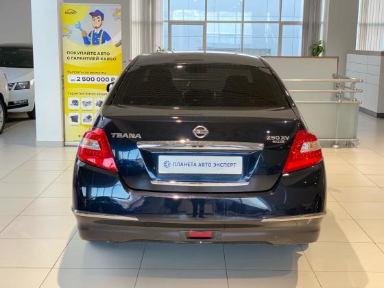 Nissan Teana 2.5 CVT (182 л.с.) 2009