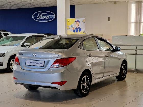 Hyundai Solaris 1.4 MT (107 л.с.) 2014