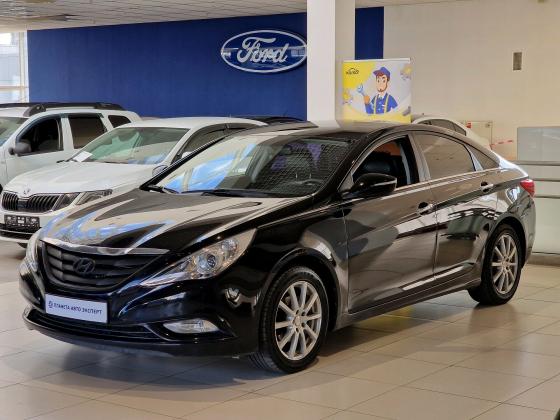 Hyundai Sonata 2.0 AT (150 л.с.) 2011