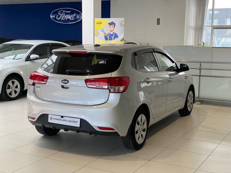 Kia Rio 1.6 AT (123 л.с.) 2016