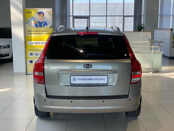 Kia Cee'd 1.6 AT (122 л.с.) 2011